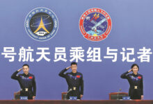 Astronot China dari misi Shenzhou XIV. Foto: DailyChina