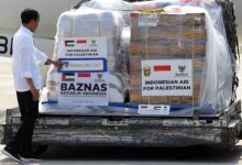 Presiden RI, Joko Widodo melepas bantuan Palestina tahap 2. Foto: Setkab RI