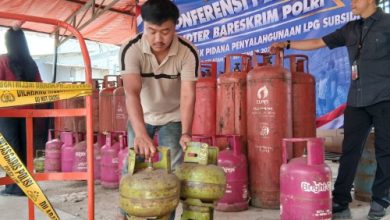 Baran bukti penyalagunaan LPG Subsidi di Tangsel. Foto Antara