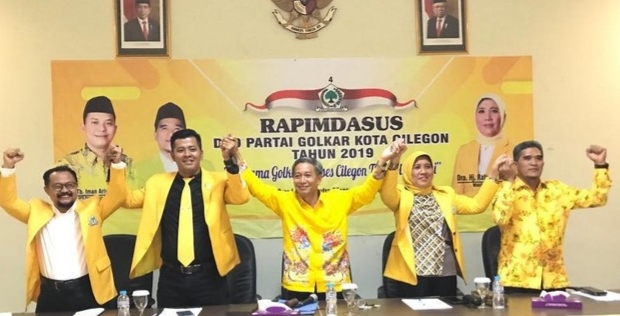 Ati Didukung Golkar Maju Ke Pilkada Cilegon 2020 - MediaBanten.Com