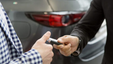 Ilustrasi jual beli mobil kredit. Foto: Isitmewa