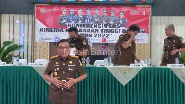 Kepala Kejati Banten, Leonard Eden Ezer Simanjutan. Foto: Aden Hasanudin