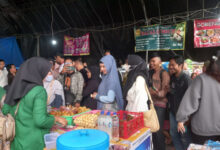 Ketua Ikad Kota Serang, Afrina Rustandi ngebuburit. Foto: Aden Hasanudin