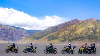 Komunitas V-Storm di Gunung Bromo. Foto: Humas Suzuki Indonesia