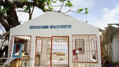 Sebuah rumah kena badai dahsyat. Foto: MSF