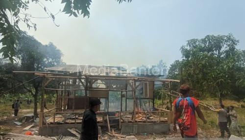 Pembongkaran makam keramat palsu. Foto: Antara