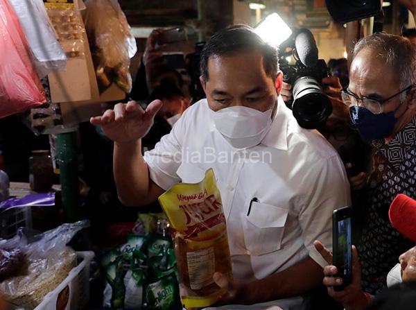 Mendag RI, Muhammad Lutfi sidak ke Pasar Senen, Jakarta Pusat.