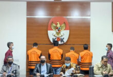 KPK menetapkan Rektor Unila, Prof Dr Karomani jadi tersangka suap PMB Mandiri. Foto: Istimewa