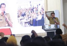 Peluncuran 2 aplikasi bagi ASN Kabupaten Tangerang oleh Rudy Maesyal, Sekda Kab Tagerang. Foto: Iqbal Kurnia