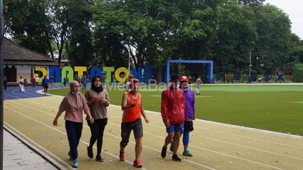 alun-alun kota tangerang