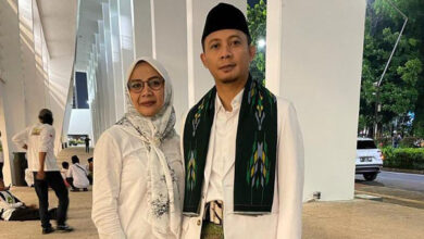 Wida Ampiany, Anggota DPRD Kota Serang bersama Wahyu, Ketua Umum TTKDH. Foto: Aden Hasanudin