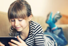 Ilustrasi kecanduan gawai. Foto: Istimewa