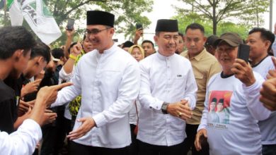 Andika Hazrumy, Calon Bupati Serang bersama wakilnya, Nanang Supriatna. Foto: Budi Wahyu Iskandar