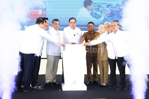 Gubernur Banten, Adnra Soni dalam Kick Off Pelatihan Vokasi Nasional di BBPVP Serang. Foto Biro Adpim Banten