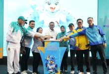 Gubernur Banten, Andra Soni membuka Praperda di Cilegon. foto Daeng Yusvin