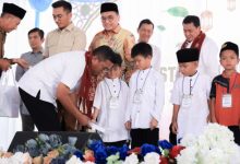 Gubernur Banten, Andra Soni di Festival Muharam Kampung Cengkok. Foto Biro Adpim Banten