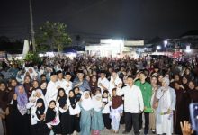 Gubernur Banten, Andra Soni dalam acara doa bersama dan santunan anak yatim. Foto Biro Adpim Banten