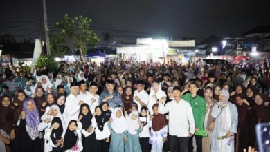 Gubernur Banten, Andra Soni dalam acara doa bersama dan santunan anak yatim. Foto Biro Adpim Banten