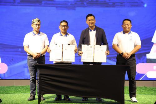 Penandatanganan MoU Penggunaan BIS jadi homebase Adhyaksa FC Banten. Foto: Biro Adpim Banten
