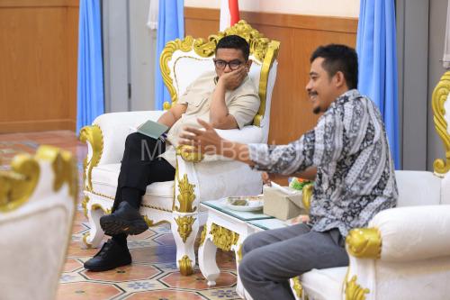 Gubernur Banten, Andra Soni menerima Forum Saijah Rangkasbitung. Foto Biro Adpim Banten
