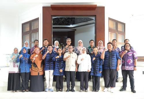 Gubernur Banten, Andra Soni melepas 4 delegasi Banten gabung dengan Gita Bahana Nusantara. Foto Biro Adpim Banten