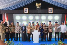 Gubernur Banten Andra Soni pada grounbreaking pembangunan Kantor DPD RI Banten. Foto Biro ADpim Banten