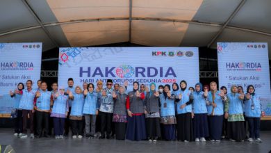 Gubernur Banten, Andra Soni dalam peringatan Harkodia. Foto Biro Adpim Banten