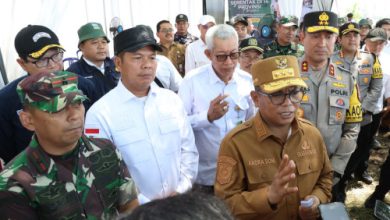 Andra Soni, Gubernur Banten memberikan keterangan pers. Foto: Biro Adpim Pemprov Banten