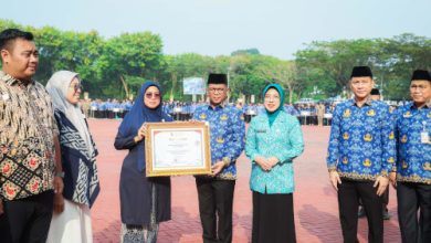 Gubernur Banten, Andra Soni dalam peringatan Harganas. Foto Biro Adpim Banten