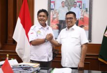 Gubernur Banten, Andra Soni bersama ASPSB Kabuten Serang. Foto Biro Adpim Banten