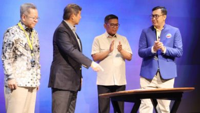 Gubernur Banten, Adnra Soni bersama Hashim Djodjohadikusumo, utusan khusus presiden. foto Biro Adpim Banten