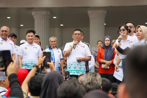 Gubernur Banten, Andra Soni melepas jalan sehat HPN 2026. Foto Biro Adpim Banten