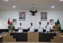 Gubernur Banten, Andra Soni rapat koordinasi dengan pengelola tol. Foto Biro Adpim Banten