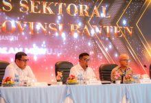 Guberur Banten, Andra Soni hadiri Rakor Forkopimda soal menjaga Kamtibmas. Foto: Biro Adpim Banten