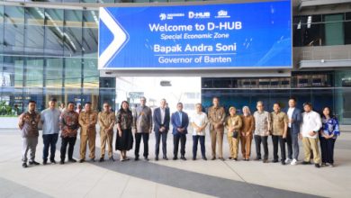 Gubernur Bantren, Andra soni meninjau KEK ETKI Banten di Tangerang. Foto Biro Adpim Banten