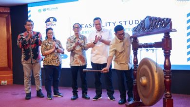 Gubernur Banten, Andra Soni dalam FGD Eleltrifikasi Kereta Api. Foto Biro Adpim Banten