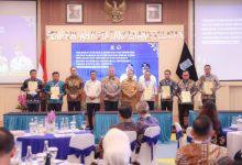 Gubernur Banten, Andra Soni dalam acara Kerjasama Sisgita di Tangsel. foto Biro Adpim Banten