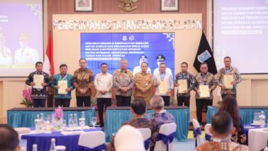 Gubernur Banten, Andra Soni dalam acara Kerjasama Sisgita di Tangsel. foto Biro Adpim Banten