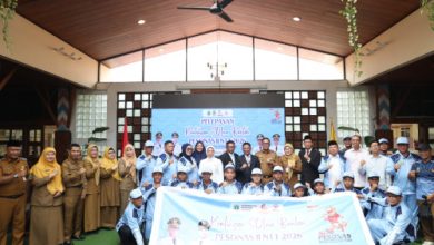 Gubenrur Banten, Andra Soni melepas kontingen Spesial Olympici Indonesia. foto Biro Adpim Banten