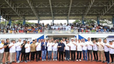 Gubernur Banten, Andra Soni bersama Erick Thohir, Ketua Umum PSSI membuka Liga 4 Piala Guberur Banten. Foto Biro Adpim Banten
