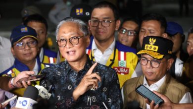 Gubernur Banten, Andra Soni bersama Menteri PU Dodi Hanggodo tinjau ruas jalan nasional Serdang-Bojonegara-Merak. Foto Biro Adpim Banten