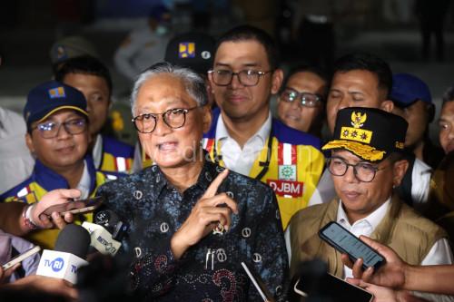 Gubernur Banten, Andra Soni bersama Menteri PU Dodi Hanggodo tinjau ruas jalan nasional Serdang-Bojonegara-Merak. Foto Biro Adpim Banten