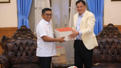 Gubernur Banten, Andra Soni dan Mr Bond dai Tiongkok. Foto Biro Adpim Banten