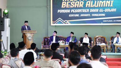 Gubernur Banten, Andra Soni pada Mubes Alumni Ponpes Daar El Qolam. Foto Biro Adpim Banten