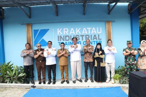 Perjanjian kerjasama penyiapan pekerja migran Indonesia. Foto Biro Adpim Banten