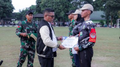 Gubernur Banrten, Andra Soni di Yon Arya Kumuning Tangerang. Foto Biro Adpim Banten