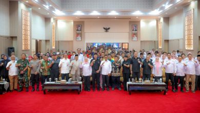 Gubernur Banten, Andra Soni melantik pengurus Kormi Banten. Foto: Biro Adpim Banten