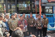 Gubernur Banten, Andra Soni melepas rute baru Trans Jabodetabek Blok M - Alam Sutera. Foto: Biro Adipm Banten