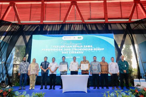 Gubernur Banten, Andra Soni menghadiri penandatanganan Program Pembayaran Jasa Lingkungan Hidup. Foto Biro Adpim Banten