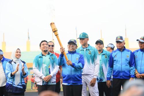 Gubernur Banten, Andra Soni membuka Popda XII dan Paperda IX di Cilegon. Foto Biro Adpim Banten